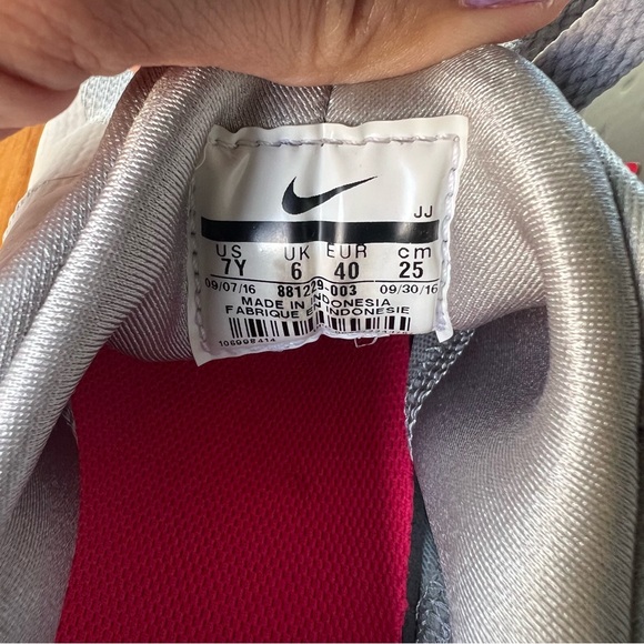 Nike Air Max Zero Essential Gray Pink Sneakers Size 7Y - Picture 5 of 6